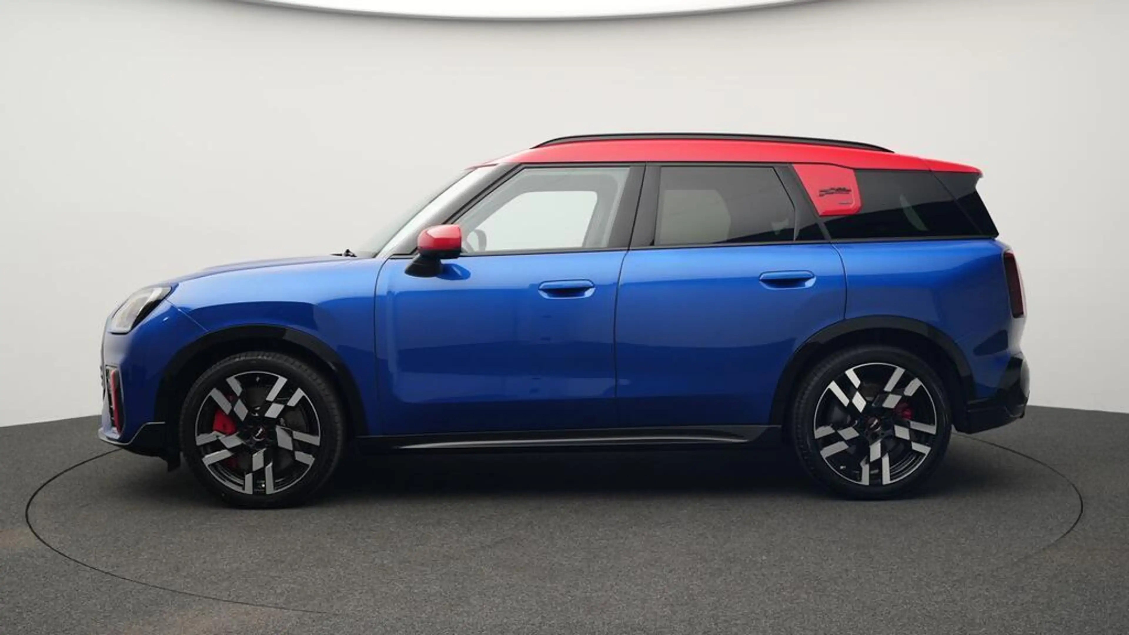 MINI JCW Countryman All4 John Cooper Works Trim — photo 3