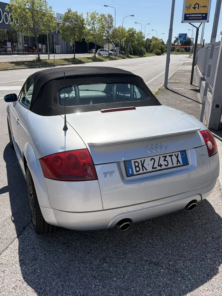 Audi TT Roadster 1.8t quattro 225cv ASI, foto 4