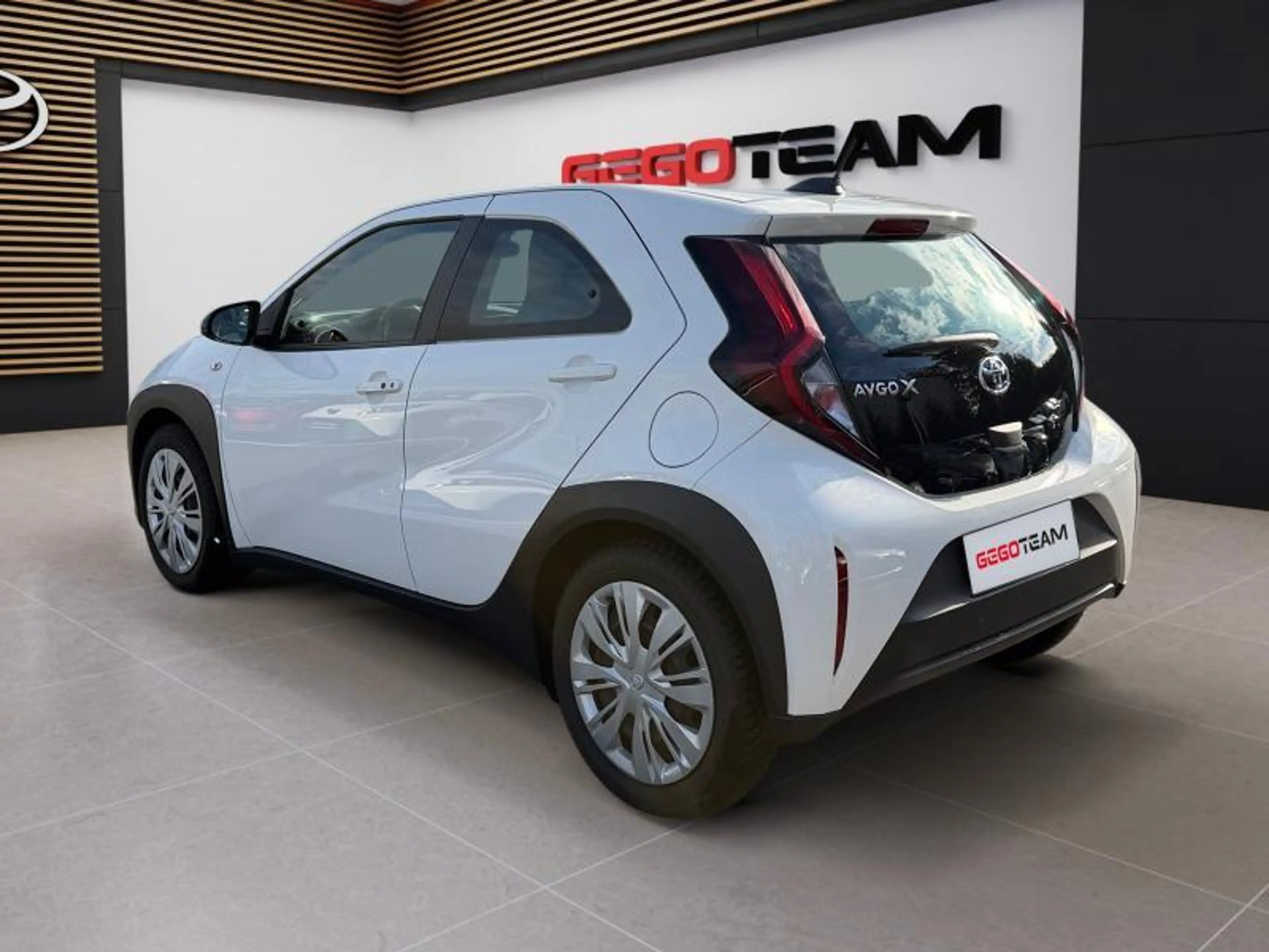 Toyota Aygo X play — photo 3