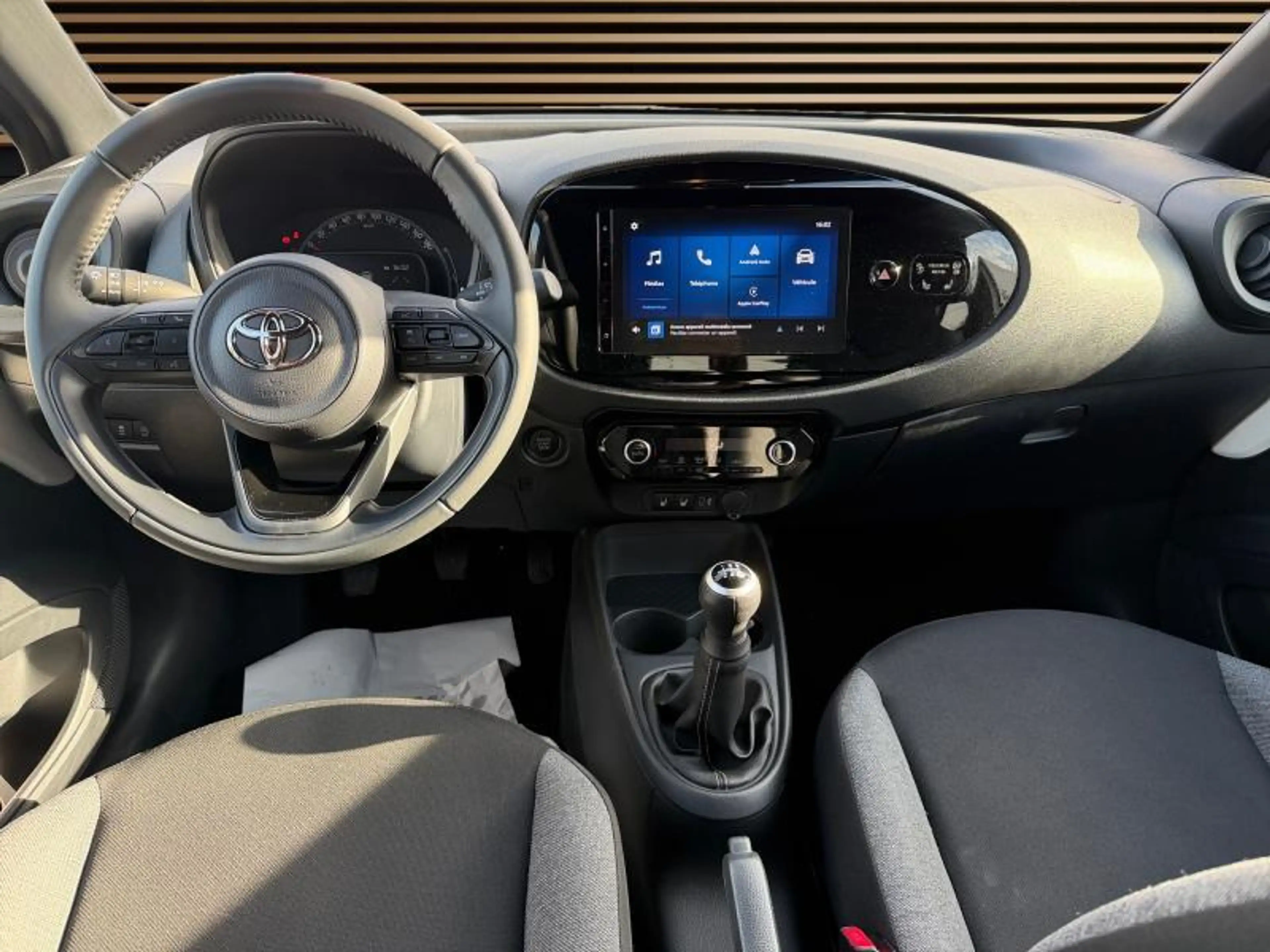 Toyota Aygo X play — photo 14