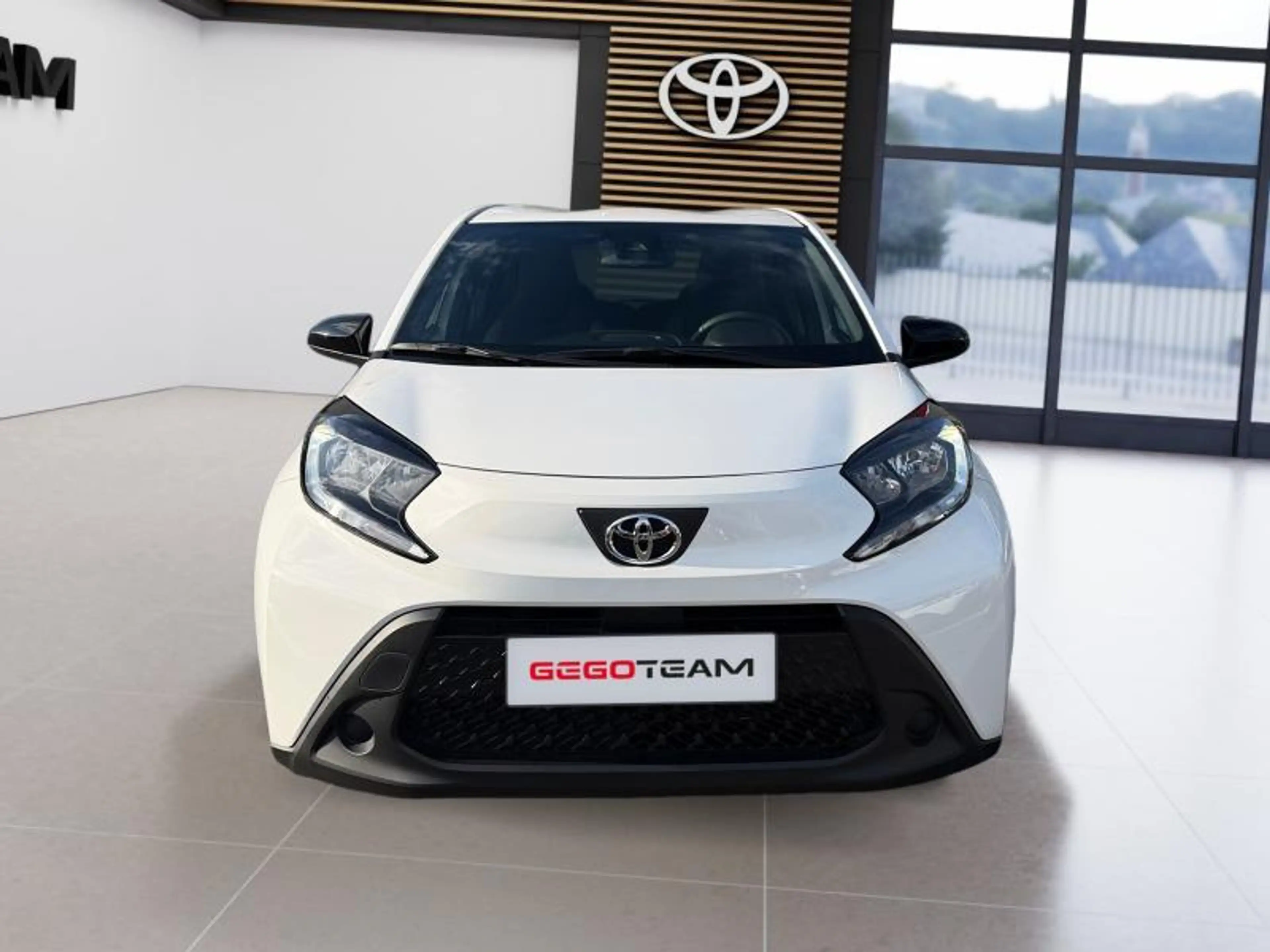 Toyota Aygo X play — photo 8