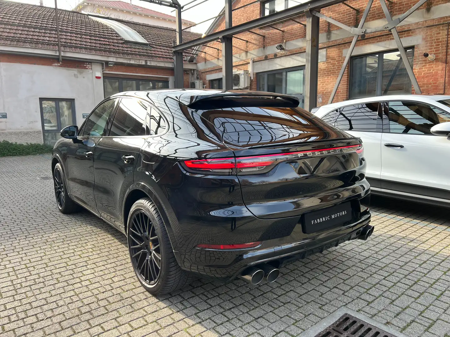 Porsche Cayenne CAYENNE COUPÉ HYBRID • TETTO • 2021 Nero - 1