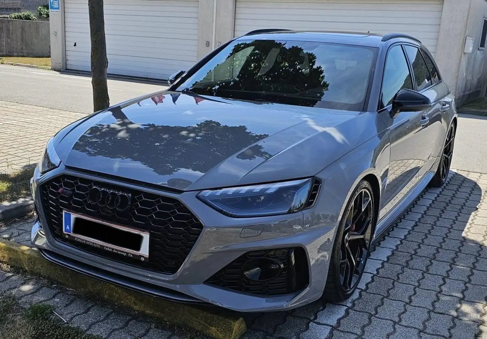 Audi RS4 RS4 Avant TFSI Final Edition Tiptronic Grau - 1