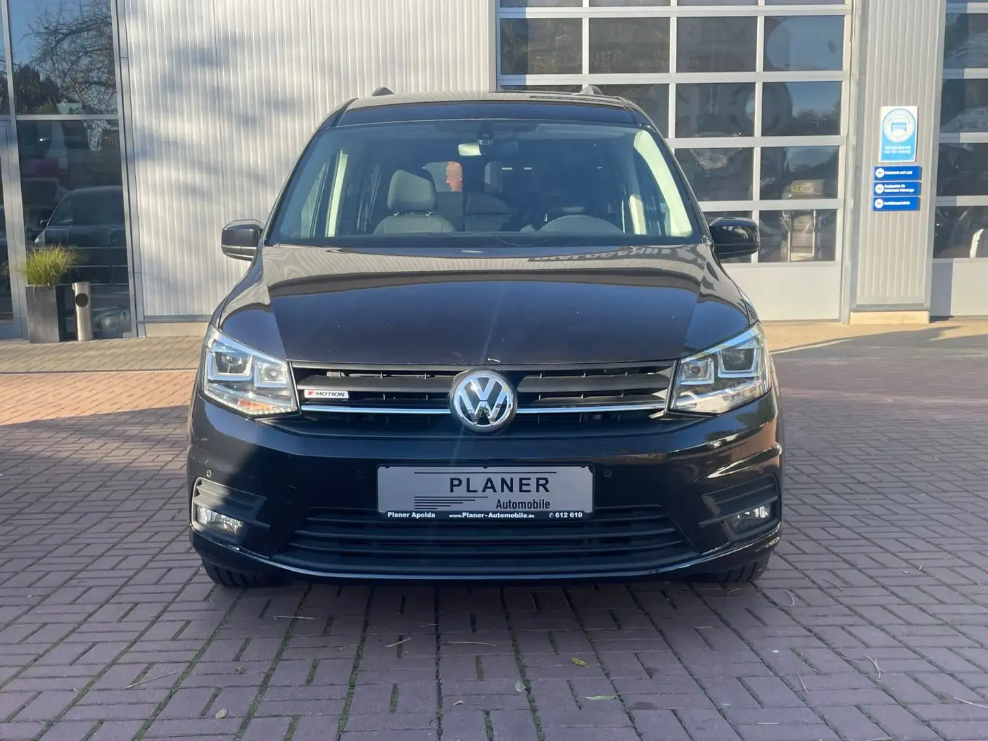 Volkswagen Caddy Maxi 4M 7.Sitzer Xenon HU/AU Service neu Schwarz - 2