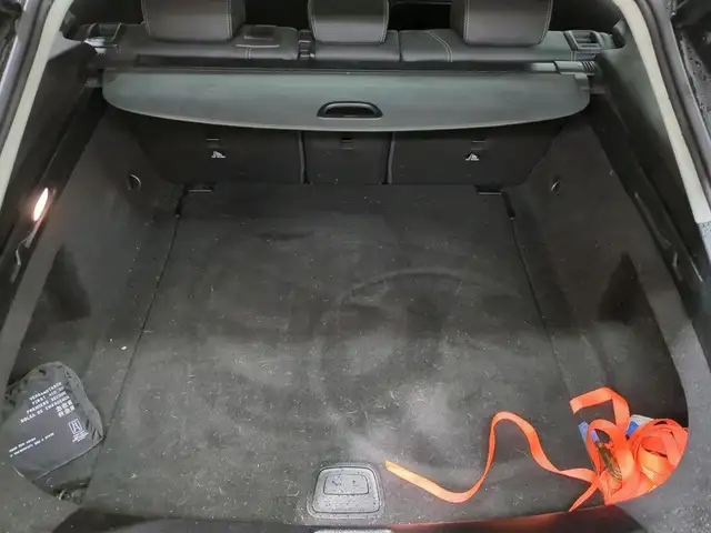 Mercedes-Benz Cla view 11