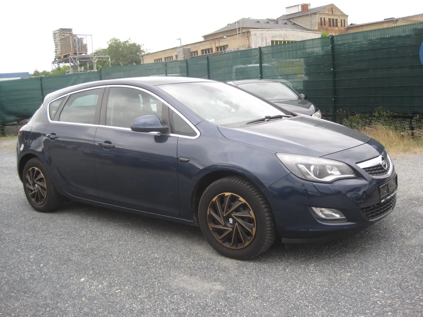 Opel Astra Innovation Blau - 2