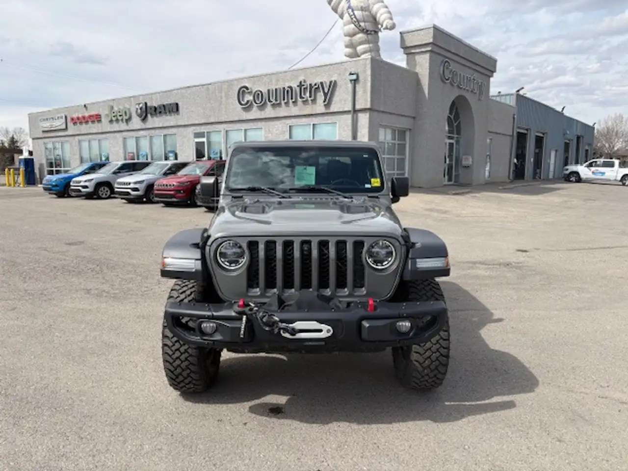 Jeep Gladiator photo Jeep Gladiator