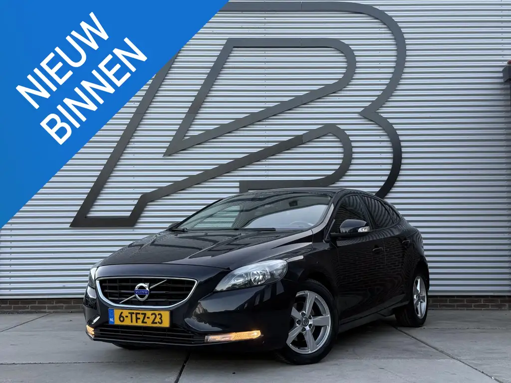 Volvo V40 2013 из Европы — купить под ключ