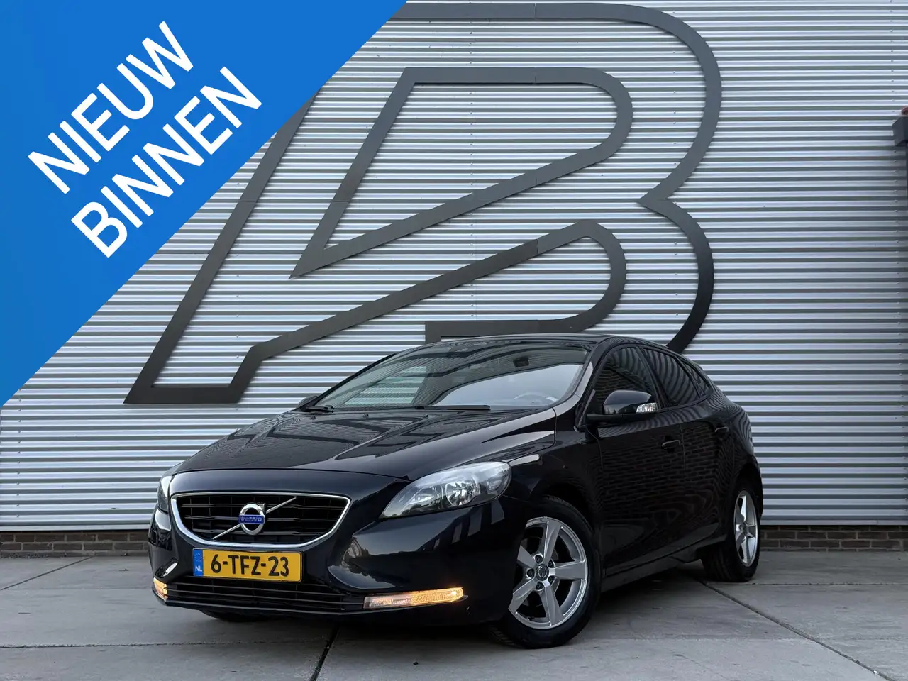 Volvo V40