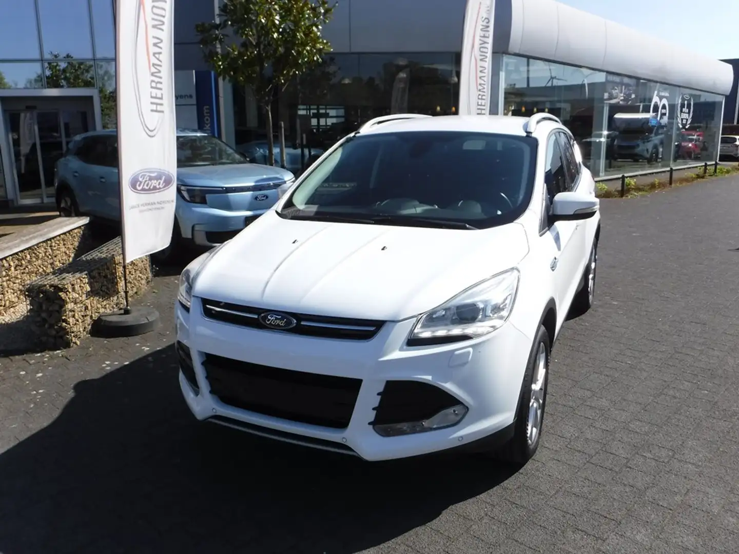 Ford Kuga Titanium Blanc - 2