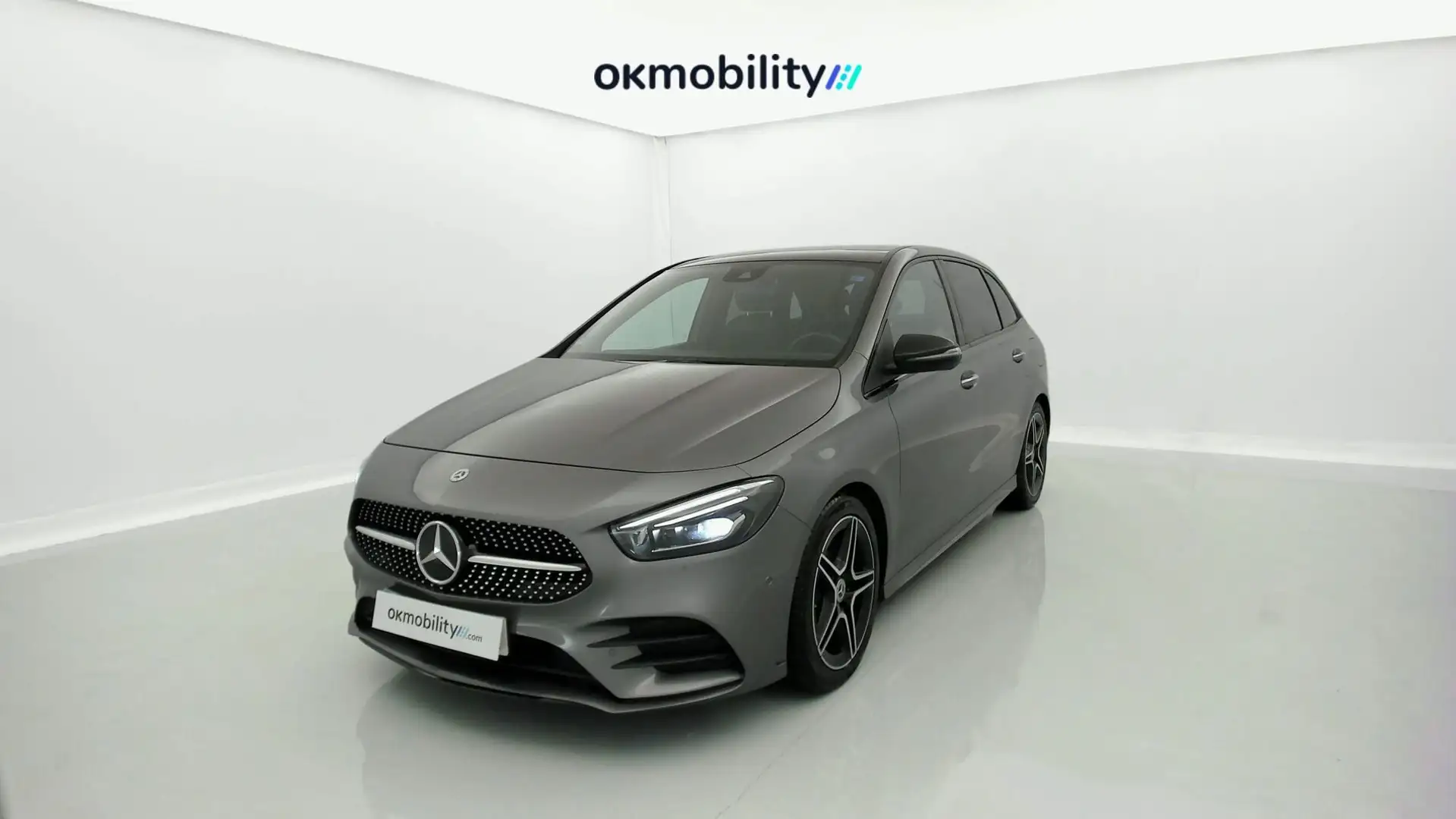 Mercedes-Benz B 200 200d Plateado - 1