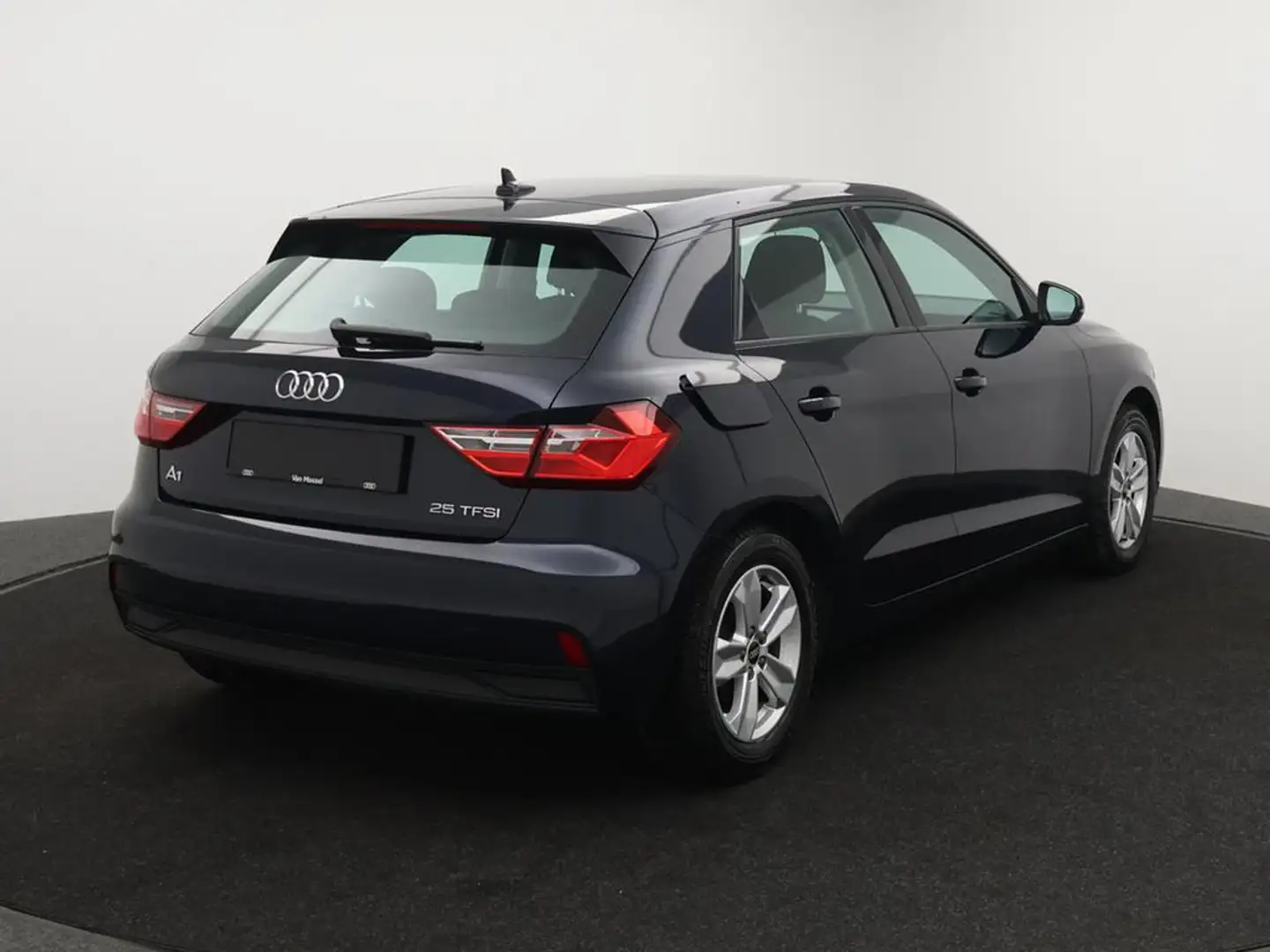 Audi A1 Sportback Audi A1 Sportback  25TFSI 95PK *NAVI*APP CONNECT*PDC*BLTH*CRUISE*DIGITAL DAHSBOARD*... Blau - 2