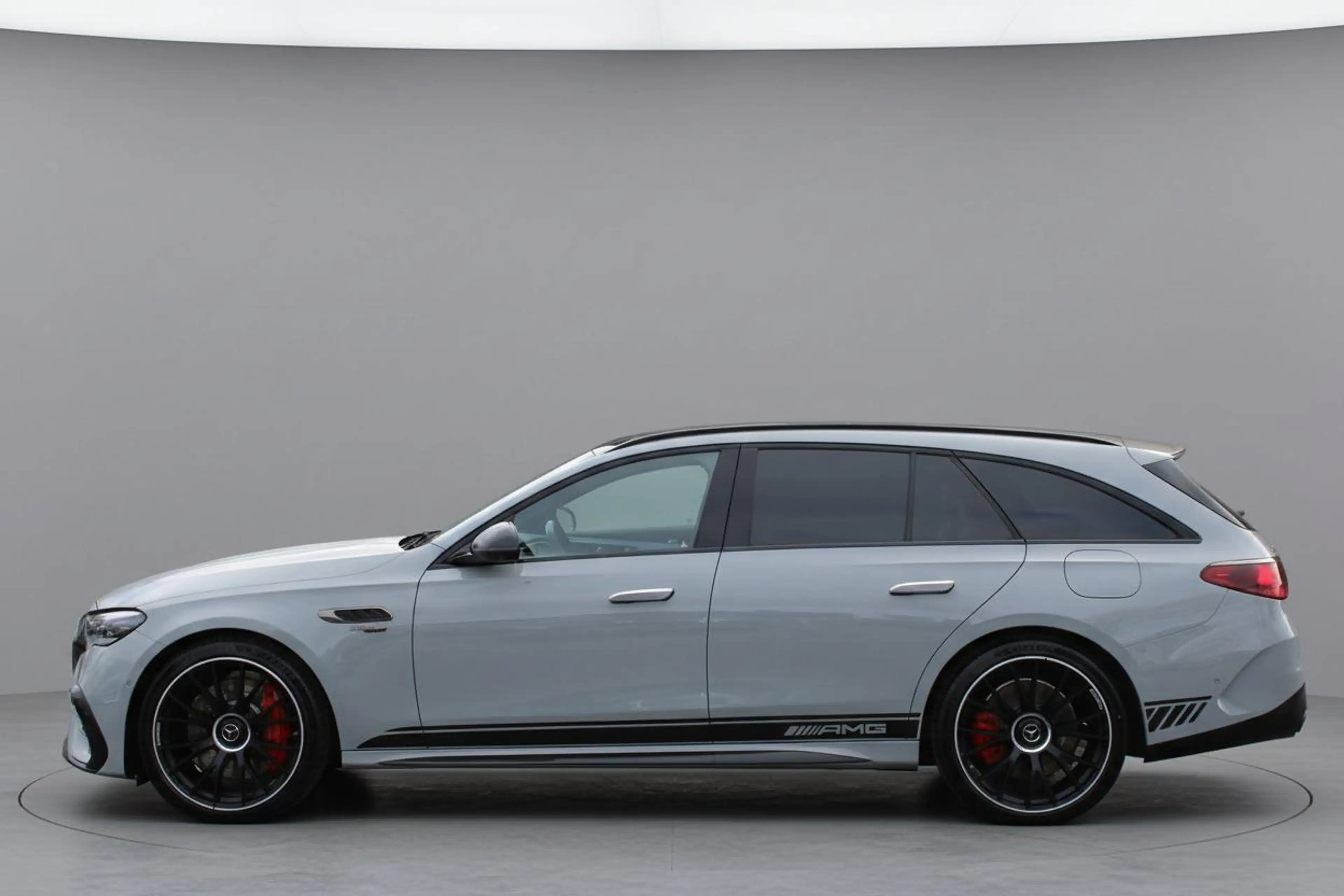 Mercedes-Benz E 53 AMG Estate | 612 PK | Carbon | PPF | Softclose | 4WS | — photo 13