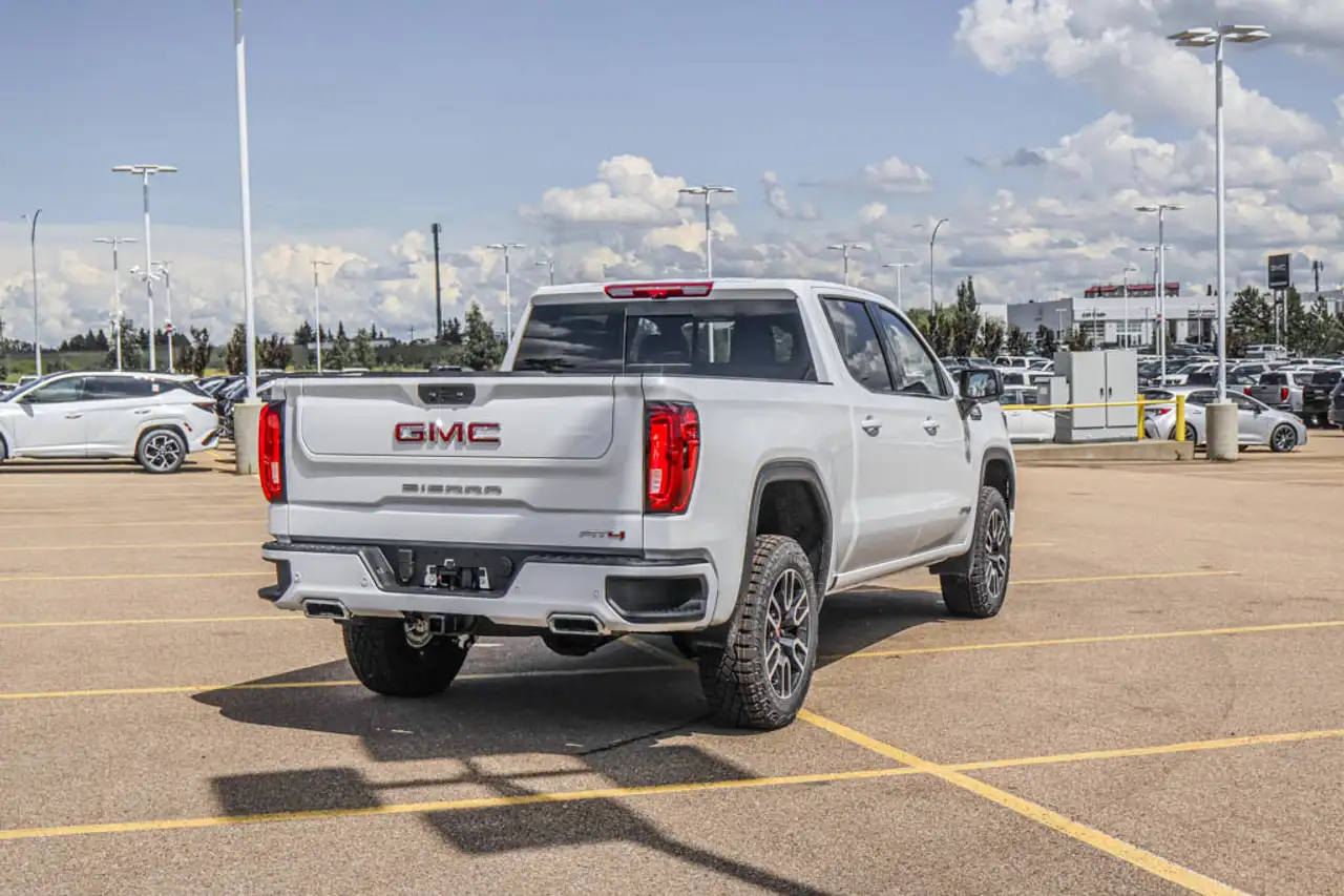 GMC Sierra 1500 снимка GMC Sierra 1500