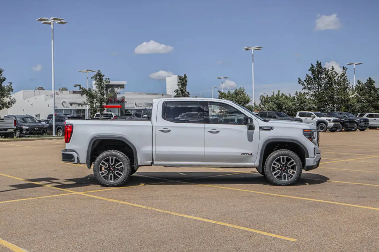 GMC Sierra 1500 снимка GMC Sierra 1500