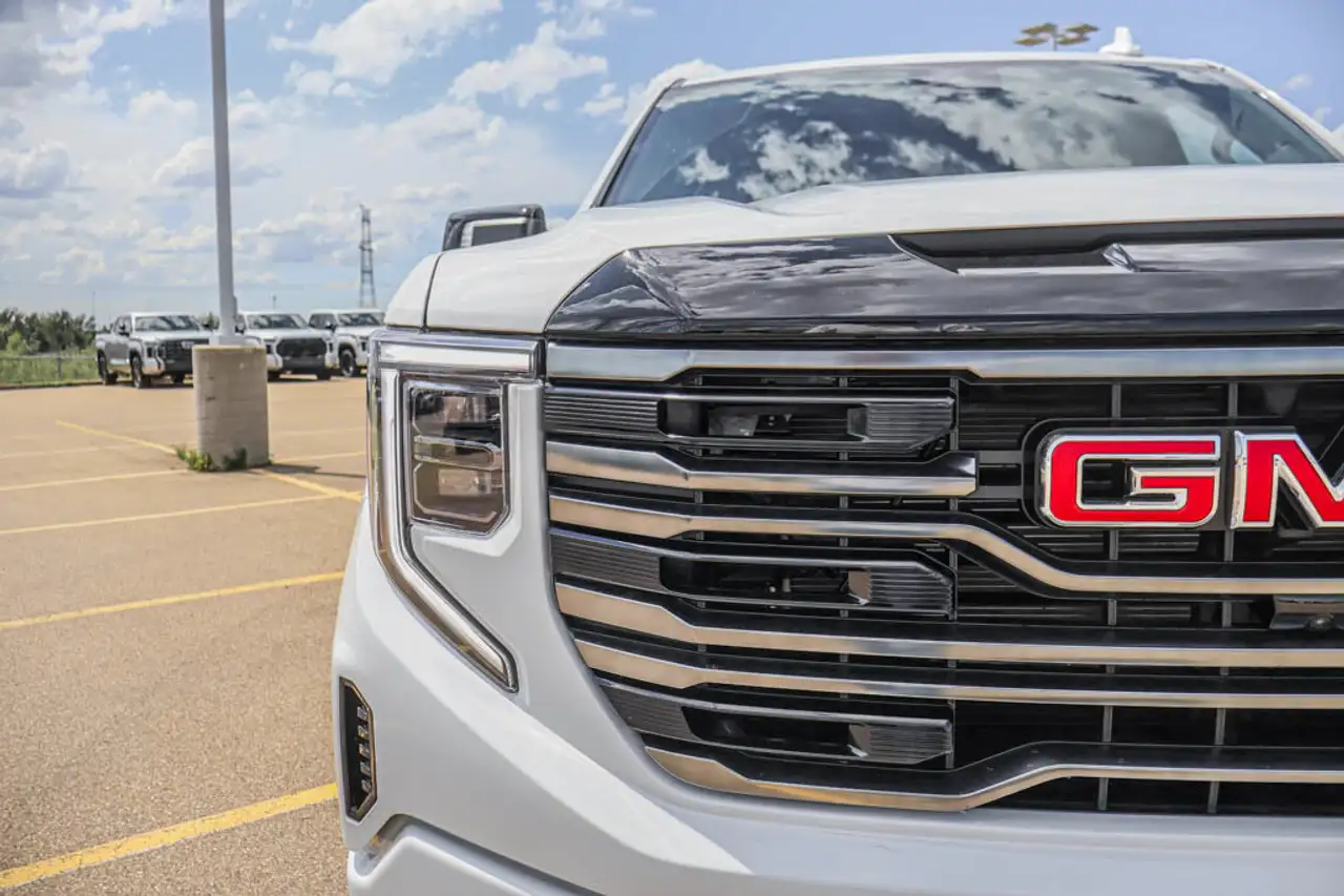GMC Sierra 1500 снимка GMC Sierra 1500