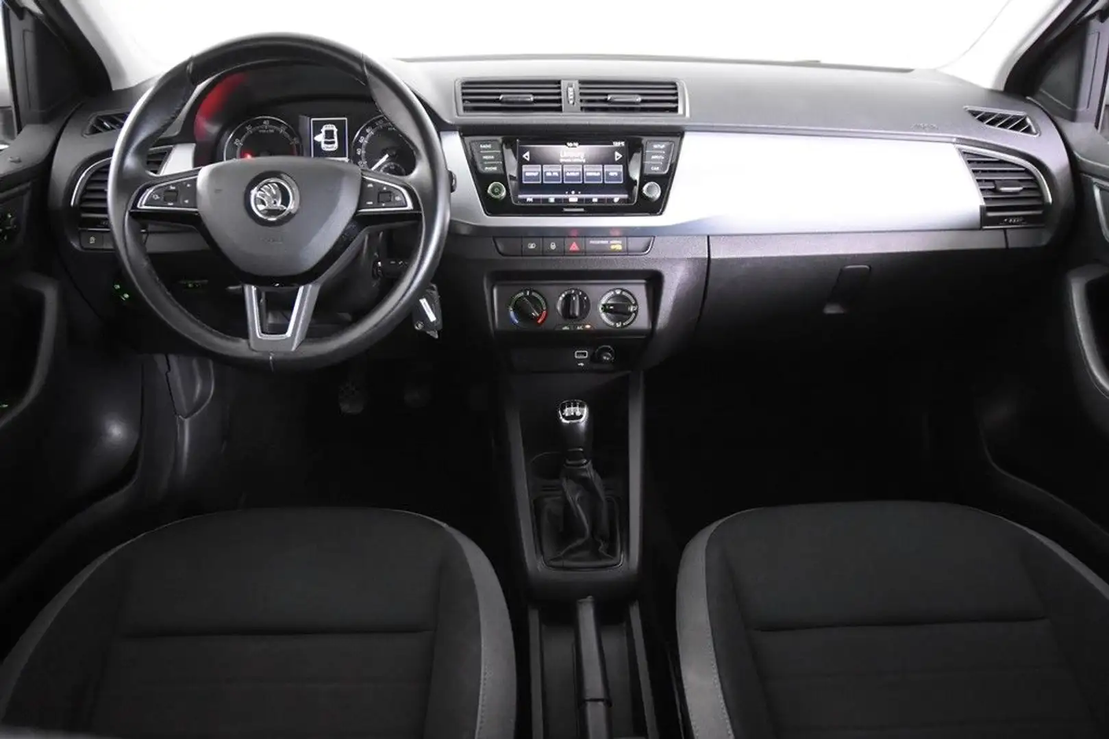 Skoda Fabia Ambition *1.Hand*Park ass.*Carplay* Blanc - 2