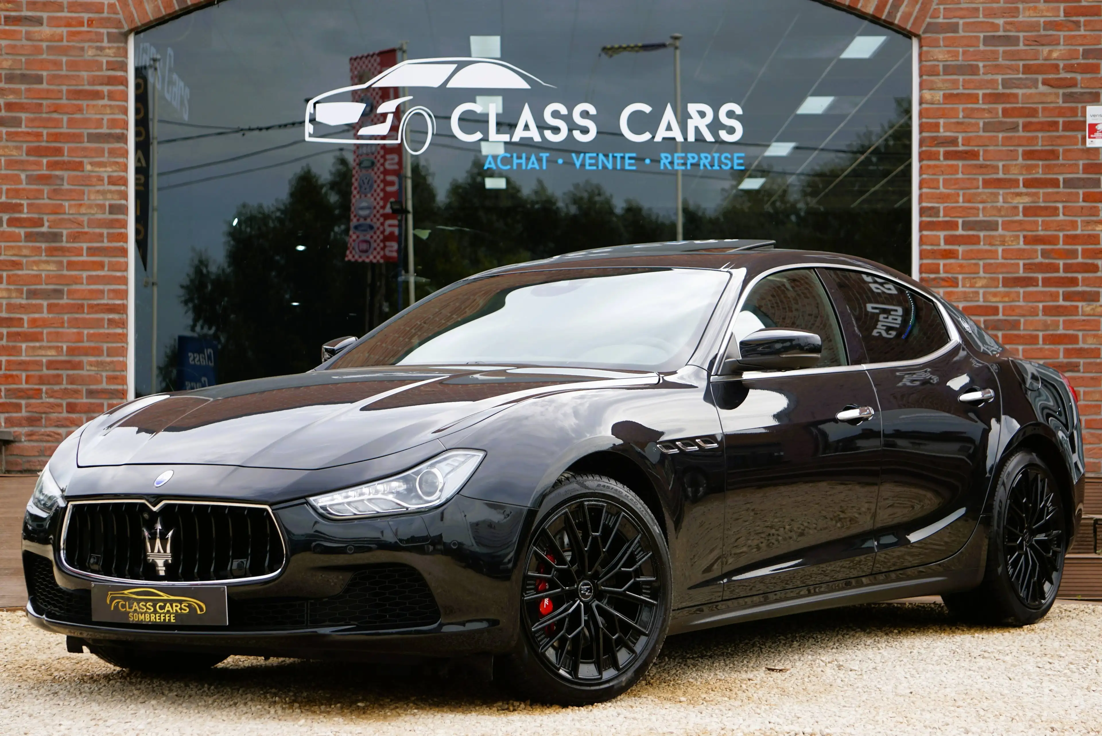 Maserati Ghibli 3.0 V6 FACELIFT TOIT-OUVRAN NAVI CAMERA 360 BI-XENON 350CV EU6B CARNET COMPLET