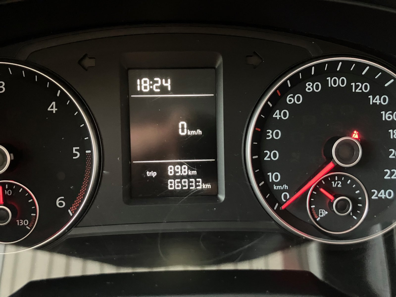 SEAT Alhambra 2.0 TDI Reference AHK PDC — photo 10