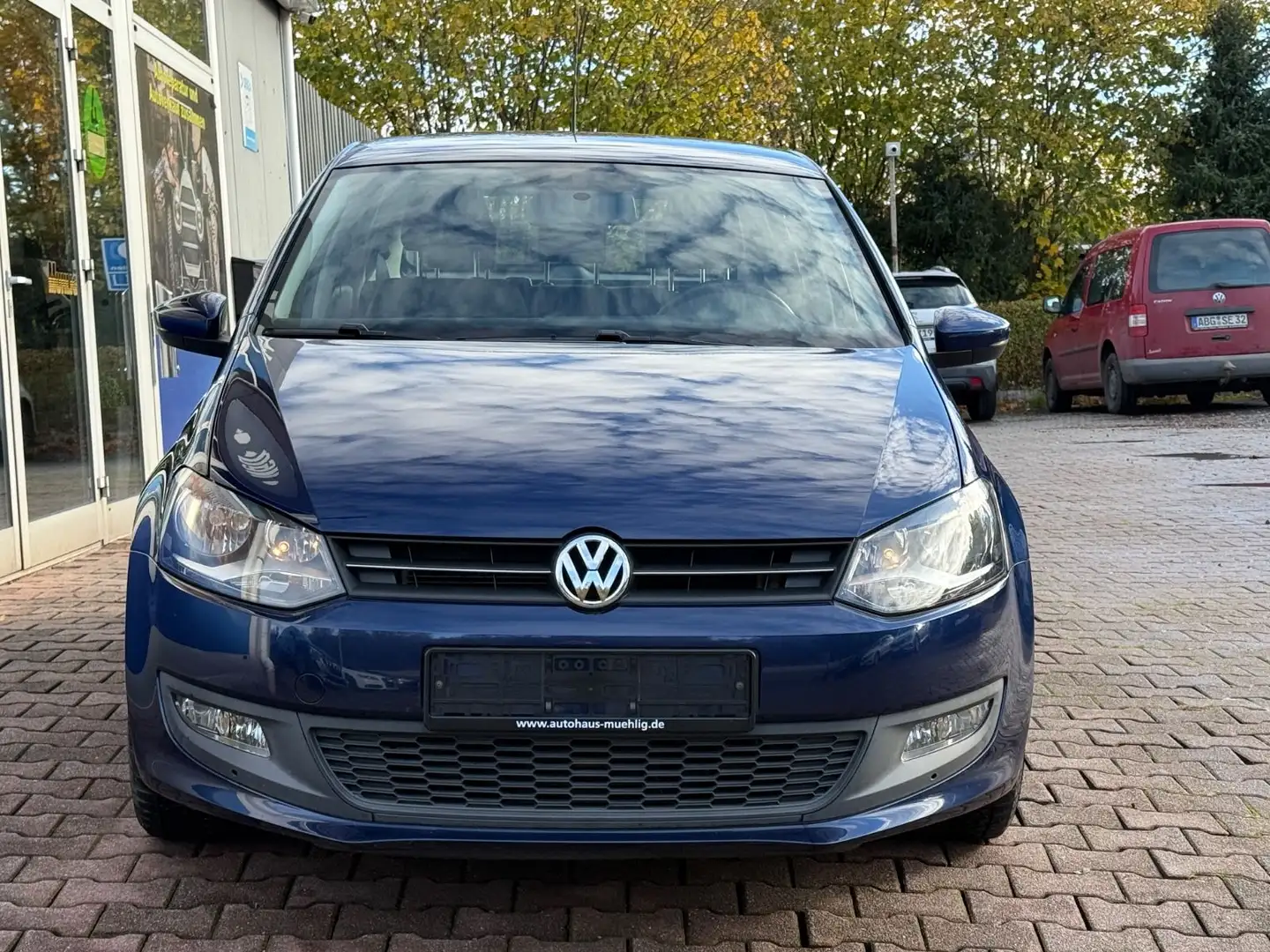 Volkswagen Polo V Comfortline *Automatic* Bleu - 2