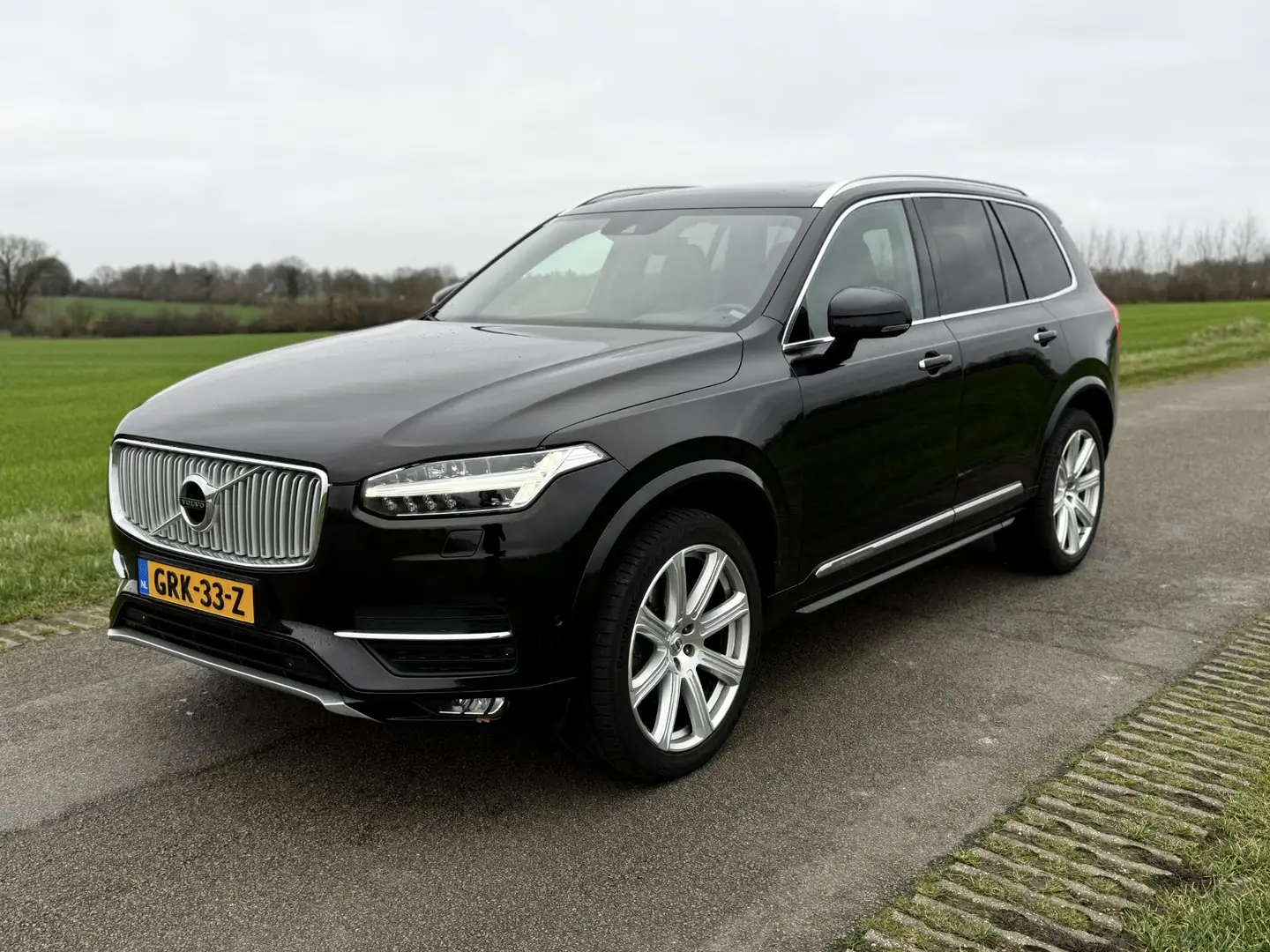 Volvo XC90 2.0 T6 AWD Inscription vol optie Noir - 1