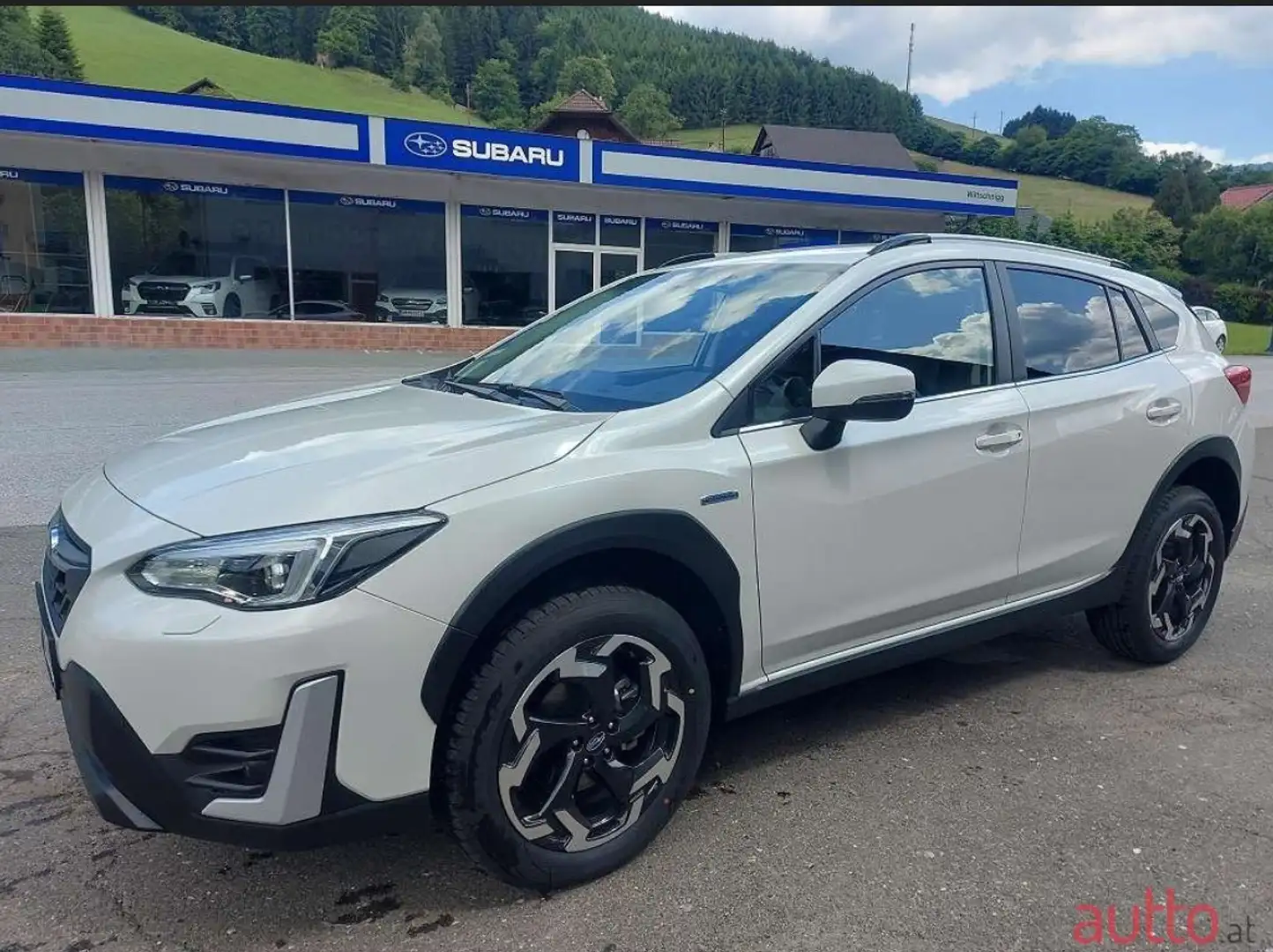 Subaru XV XV II 2021 2.0i e-boxer 4dventure lineartronic Biały - 1
