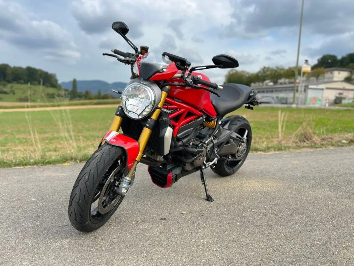 Ducati Monster 1200 S Roşu - 1