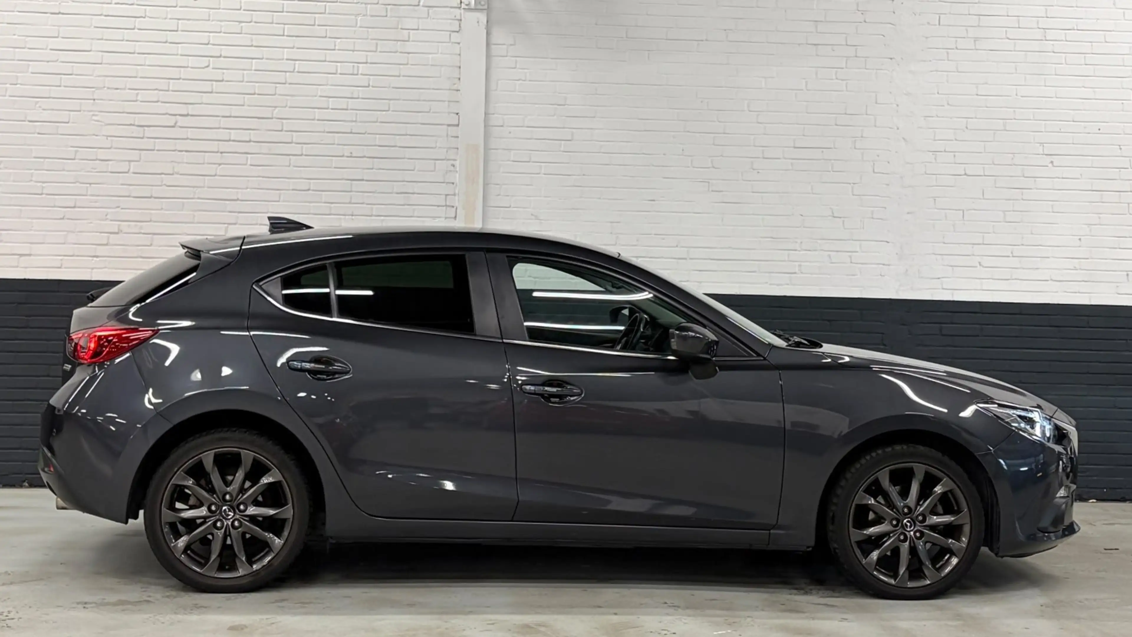 Mazda 3 2.0 GT-M 165pk / Navi / Clima / Stoelverwarming / — photo 6