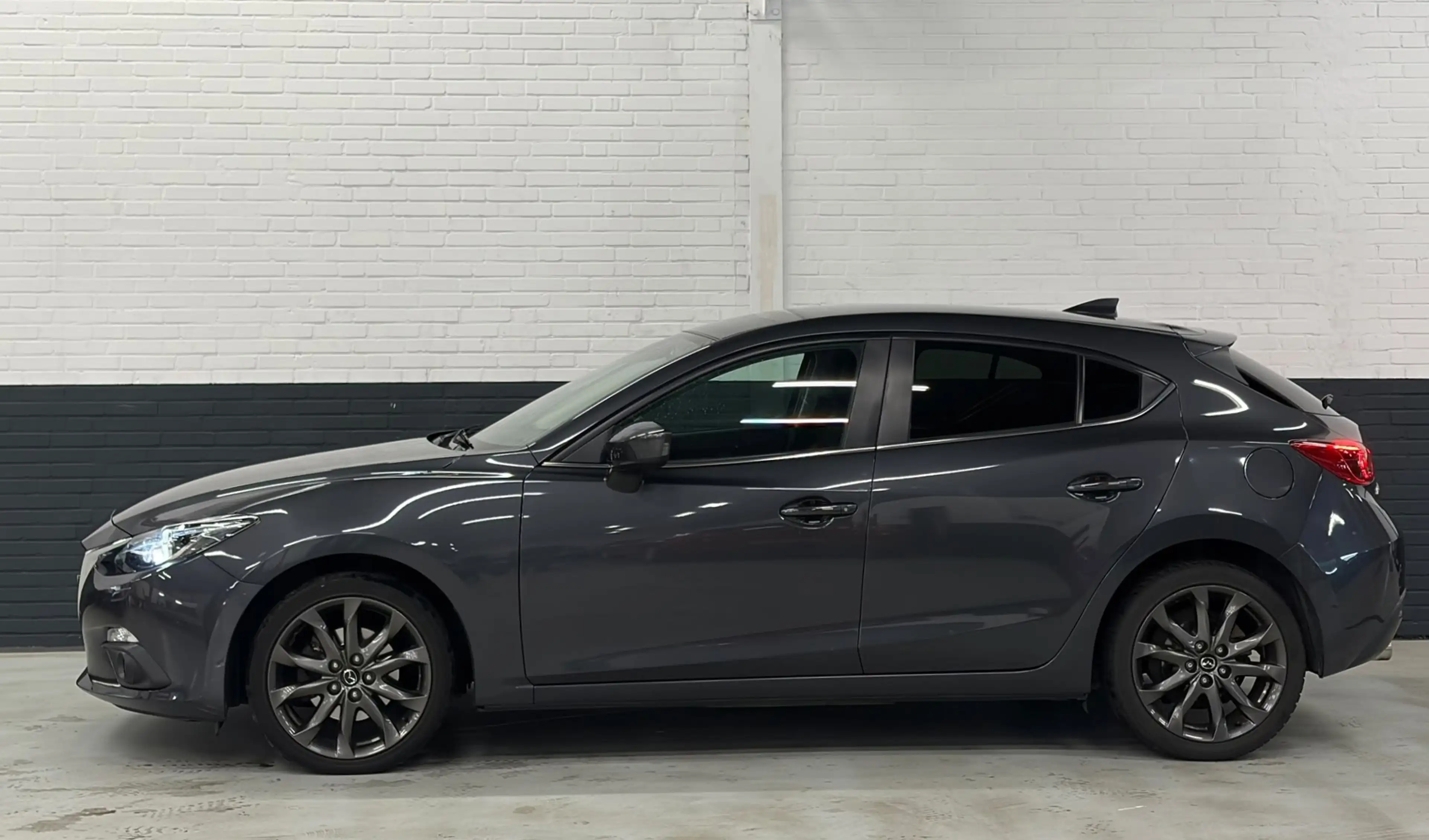 Mazda 3 2.0 GT-M 165pk / Navi / Clima / Stoelverwarming / — photo 7