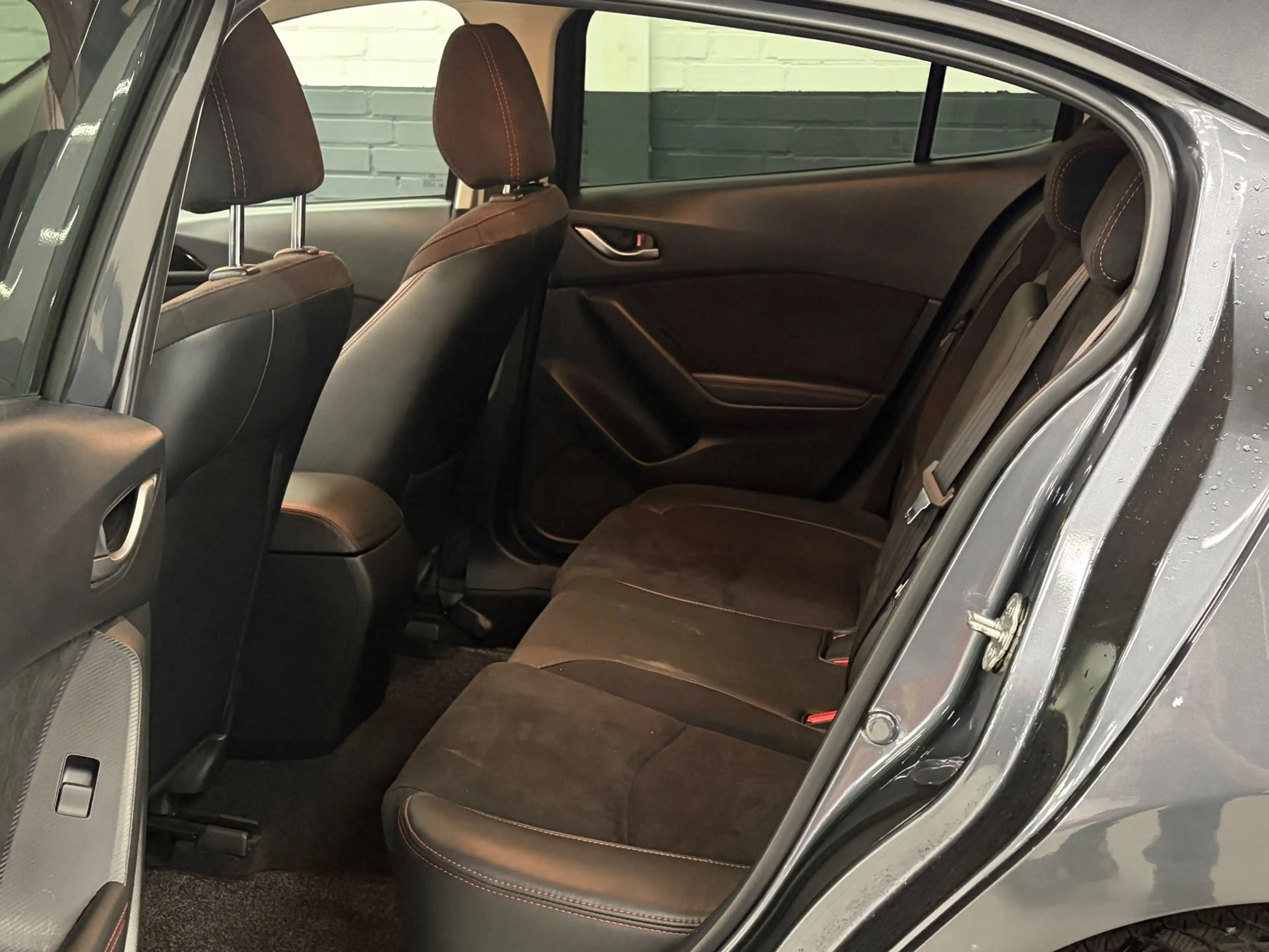 Mazda 3 2.0 GT-M 165pk / Navi / Clima / Stoelverwarming / — photo 10