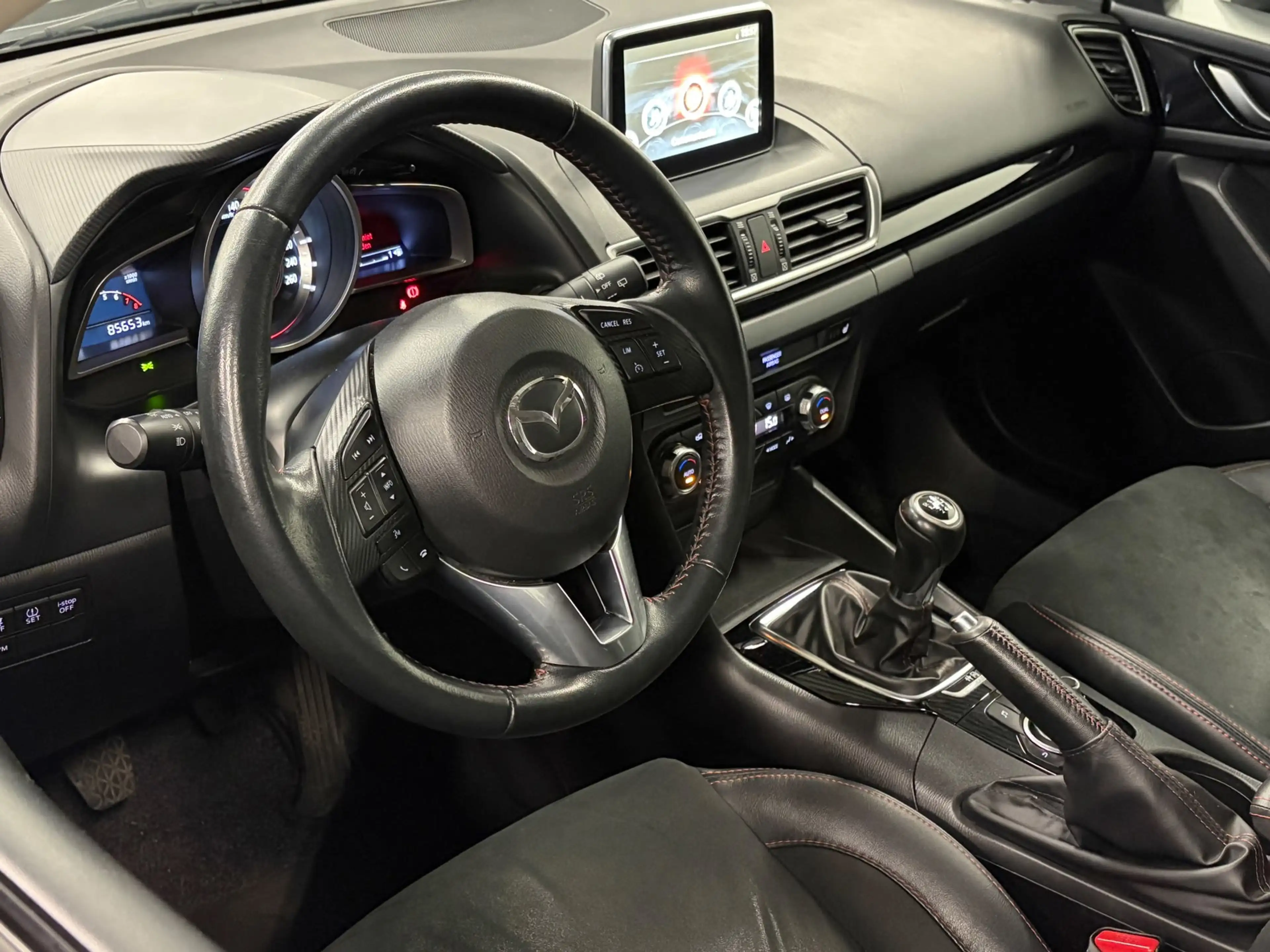 Mazda 3 2.0 GT-M 165pk / Navi / Clima / Stoelverwarming / — photo 2