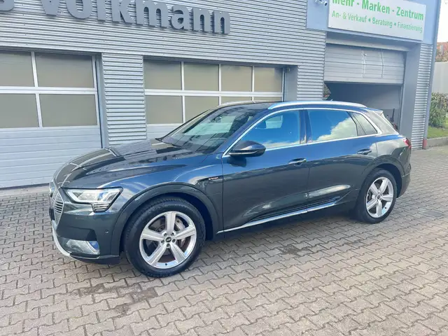 Audi e-tron 50 quattro advanced 71 kWh Pano AHK Standheizung