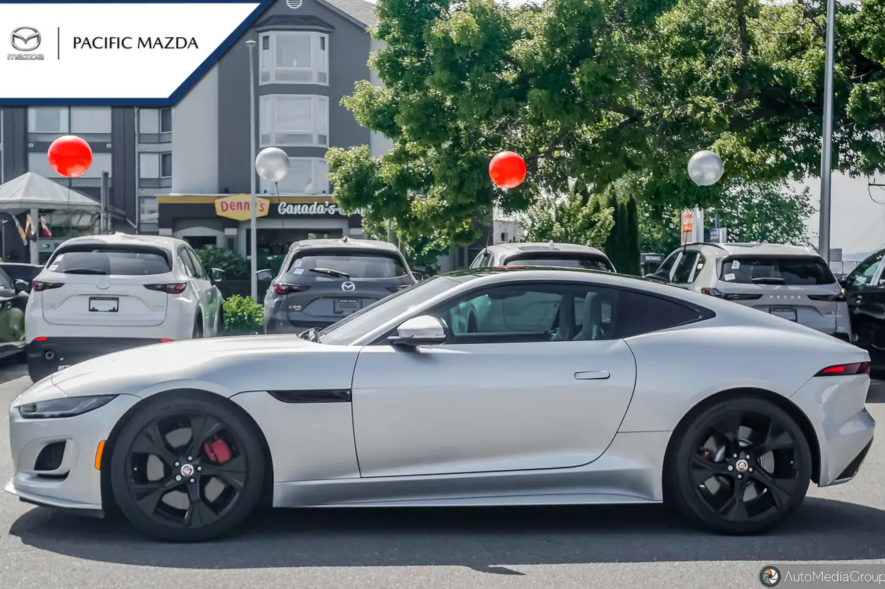 Jaguar F-Type снимка Jaguar F-Type