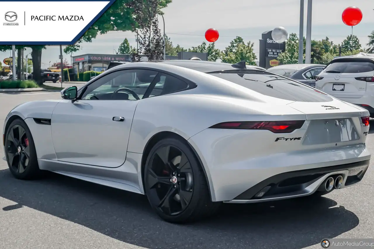Jaguar F-Type снимка Jaguar F-Type