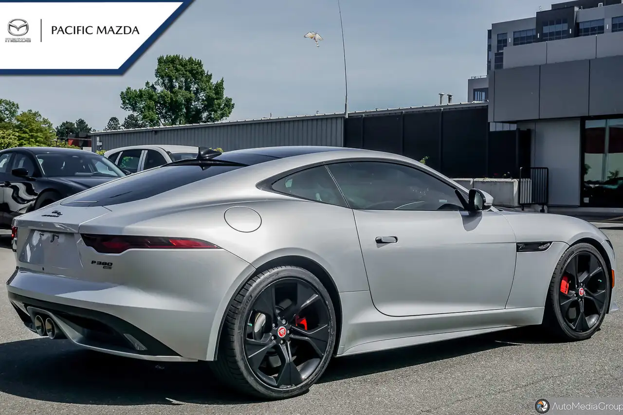 Jaguar F-Type снимка Jaguar F-Type