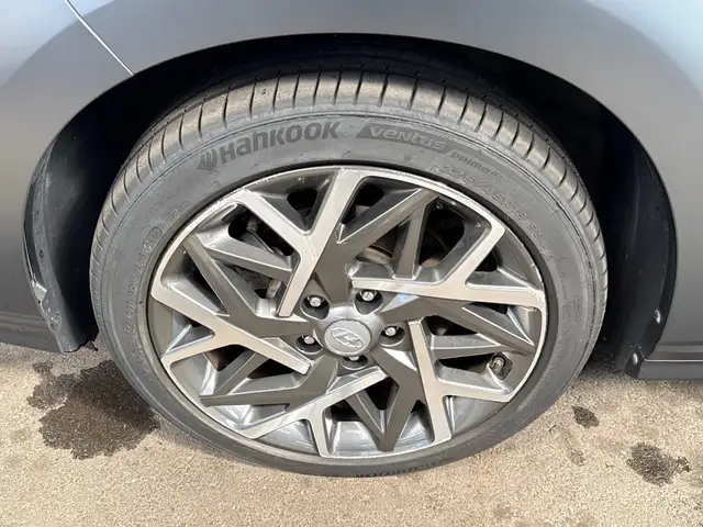 Hyundai Kona view 13