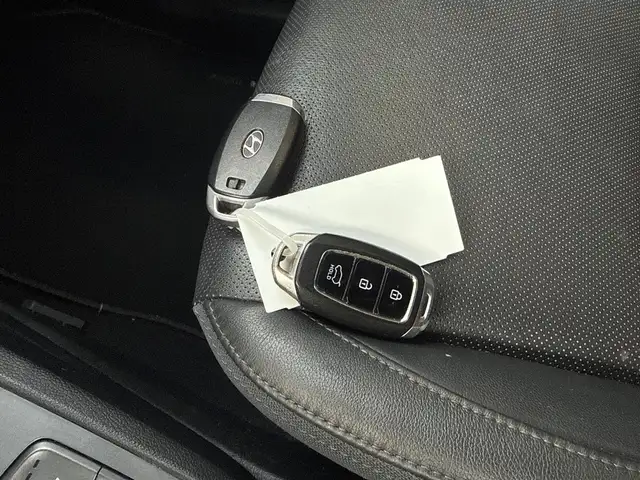 Hyundai Kona view 21