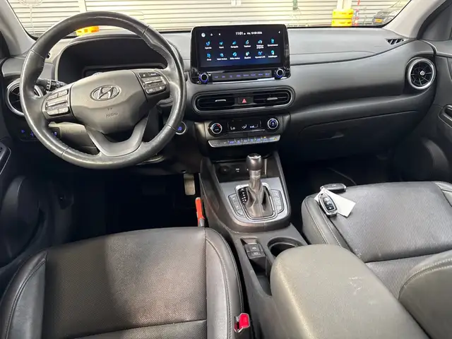 Hyundai Kona view 3