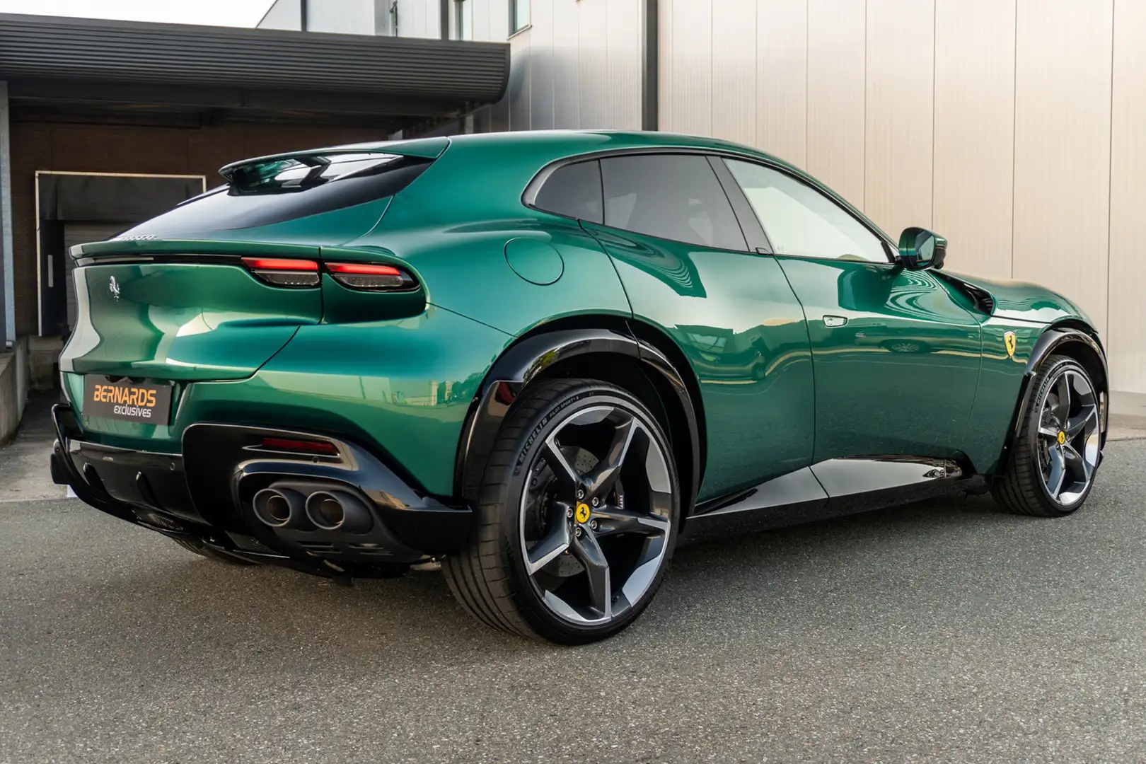 Ferrari Purosangue - Verde Pino - Panoramic roof - Burmester - Full P Groen - 2