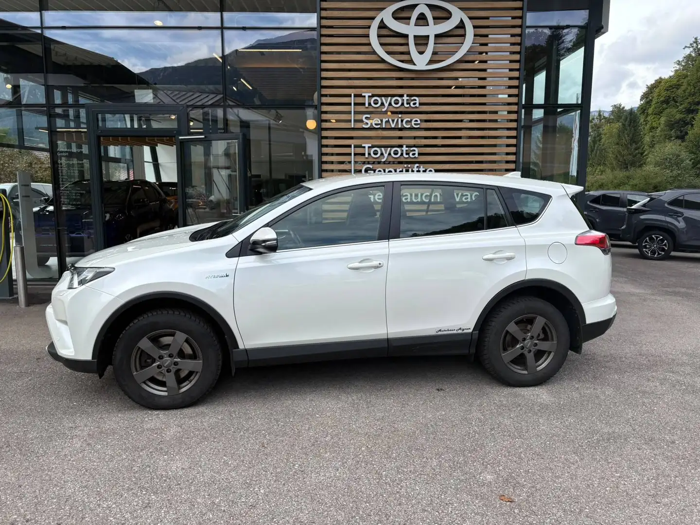 Toyota RAV4 Weiß - 1