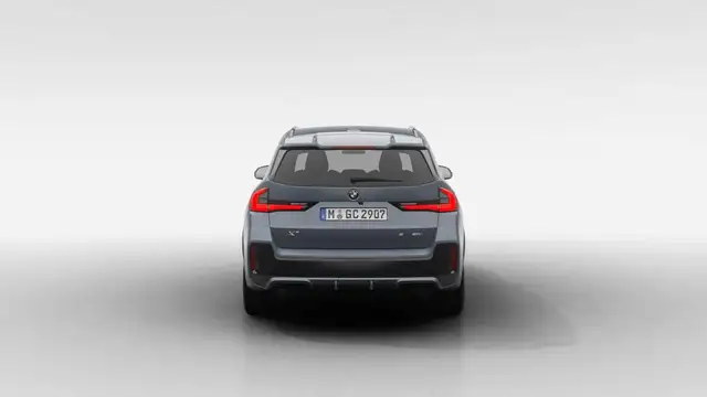 BMW X1 view 5