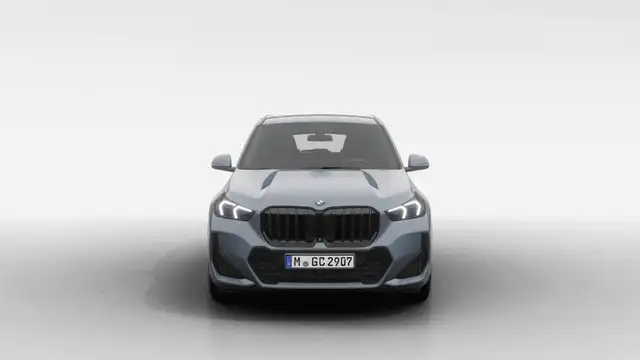 BMW X1 view 3