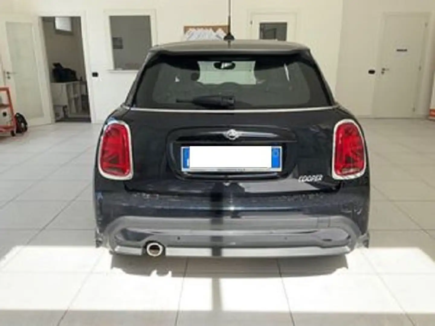 MINI Cooper Mini 5p 1.5 Cooper Yours auto Nero - 2