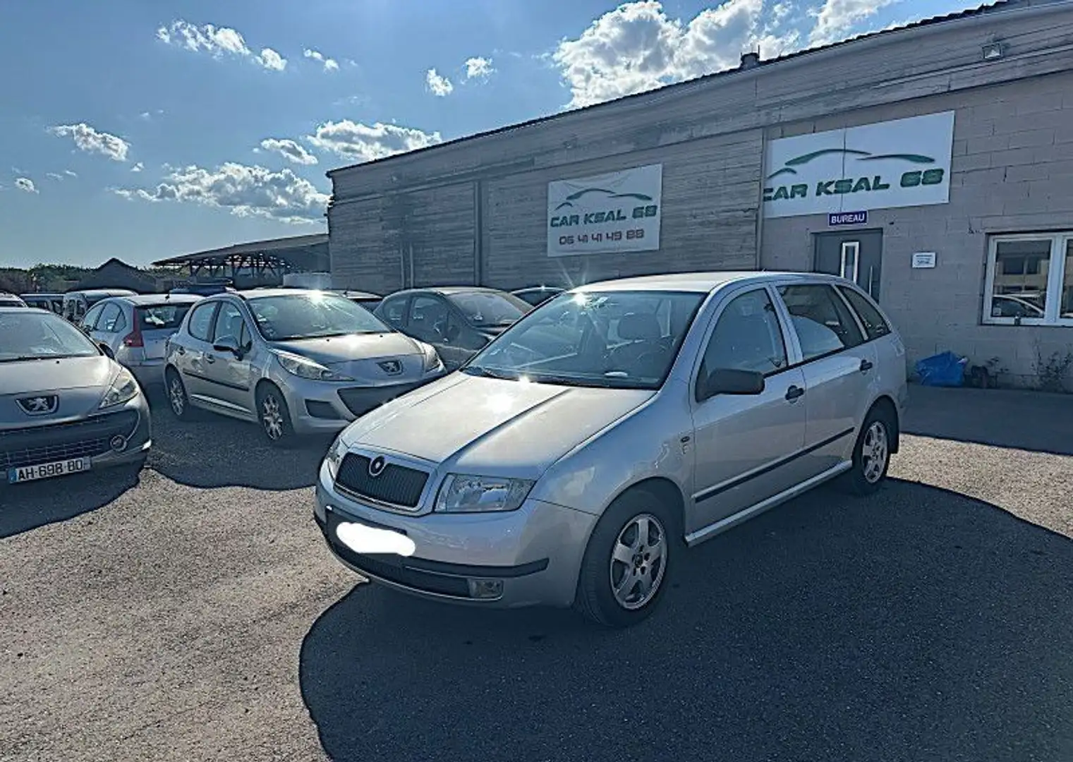 Skoda Fabia BREAK 1.4 16V 75CH COMFORT Gris - 1