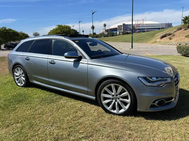 Audi S6 Avant 4.0 TFSI quattro S-Tronic