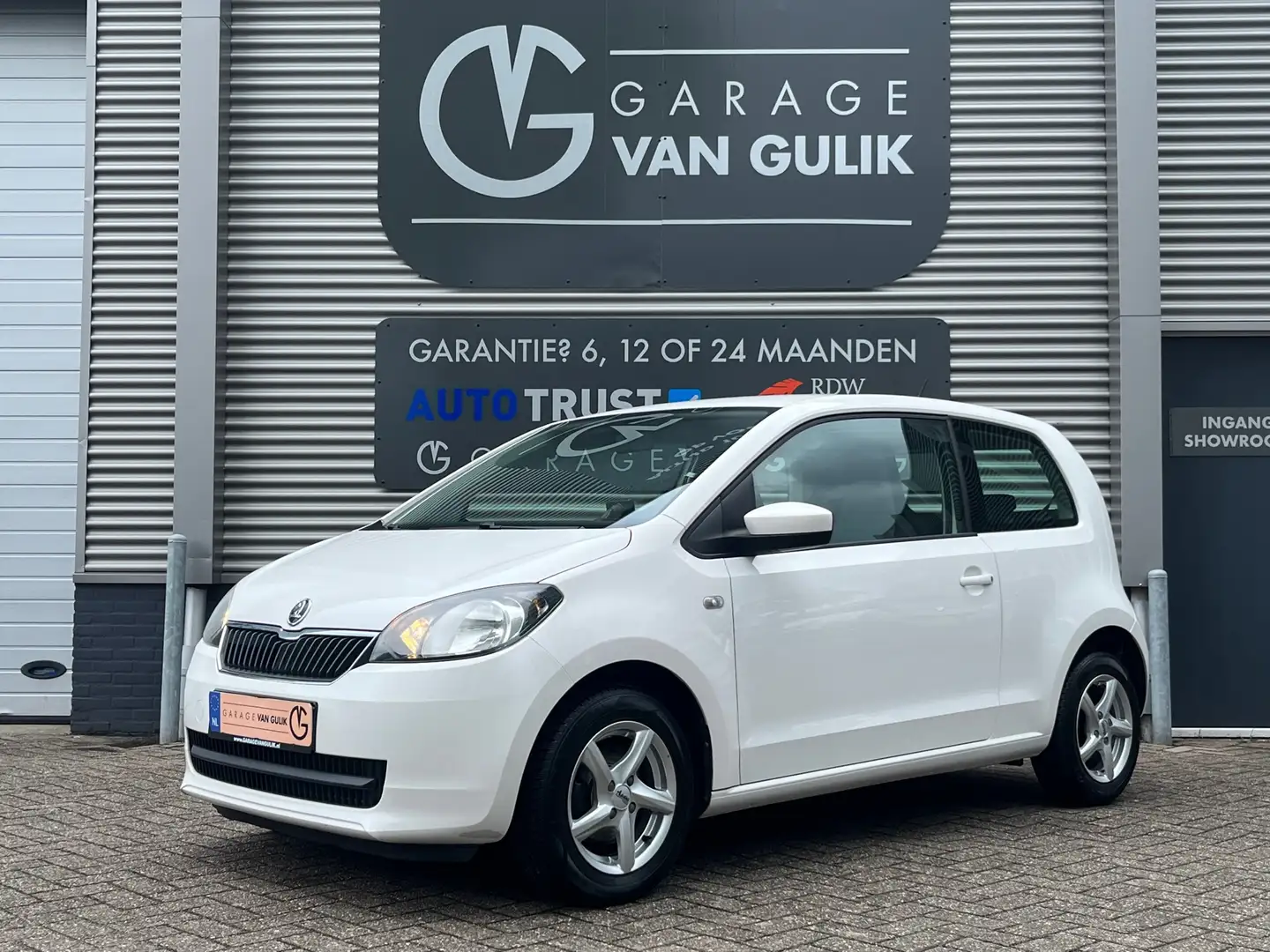 Skoda Citigo 1.0 60PK Navi,Airco,Isofix,Lmv,ElektrRamen,Bluetoo Wit - 1