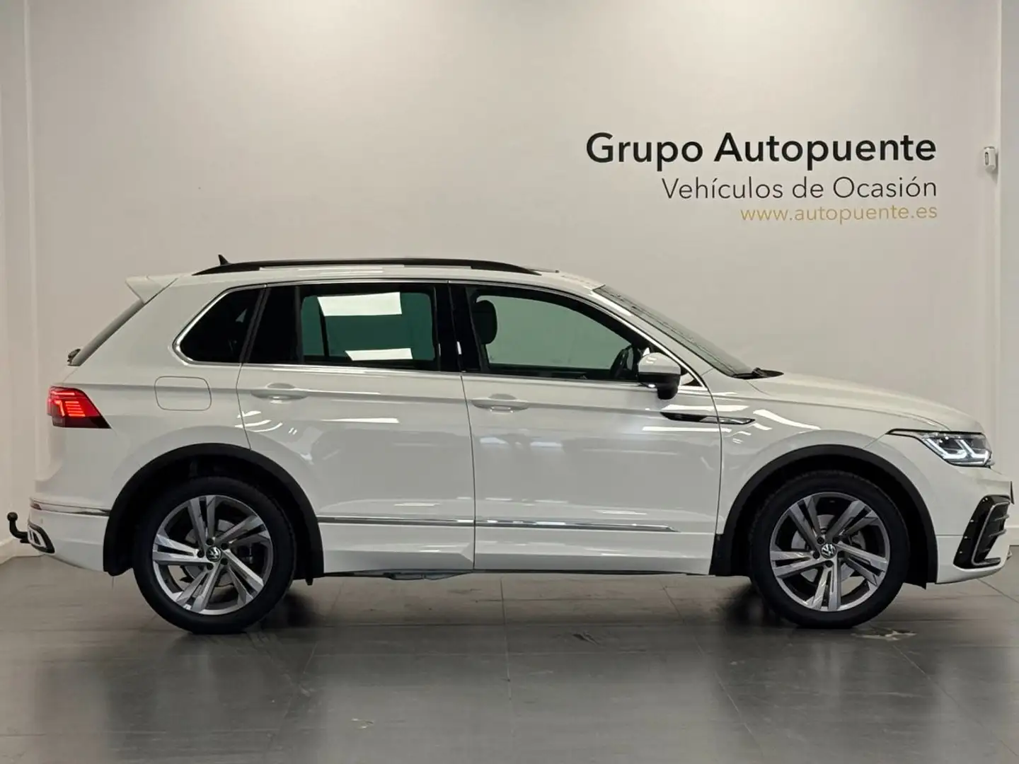Volkswagen Tiguan R LINE Blanco - 2