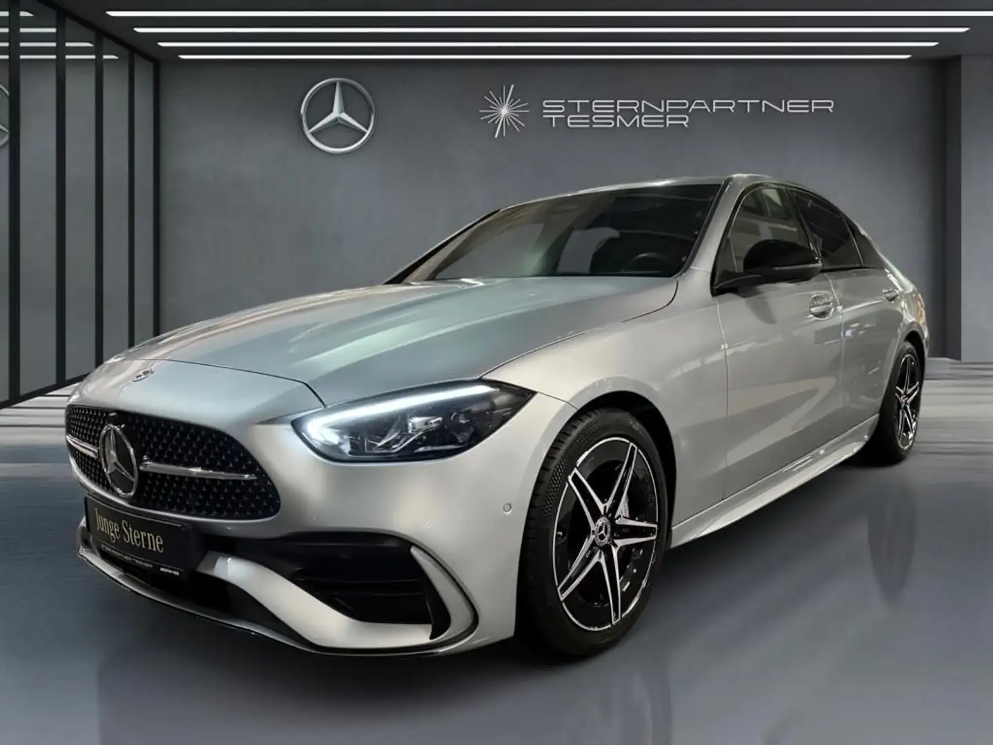 Mercedes-Benz C 220 d AMG+NIGHT+DISTRONIC+KAMERA+AMBIENTE Silber - 2