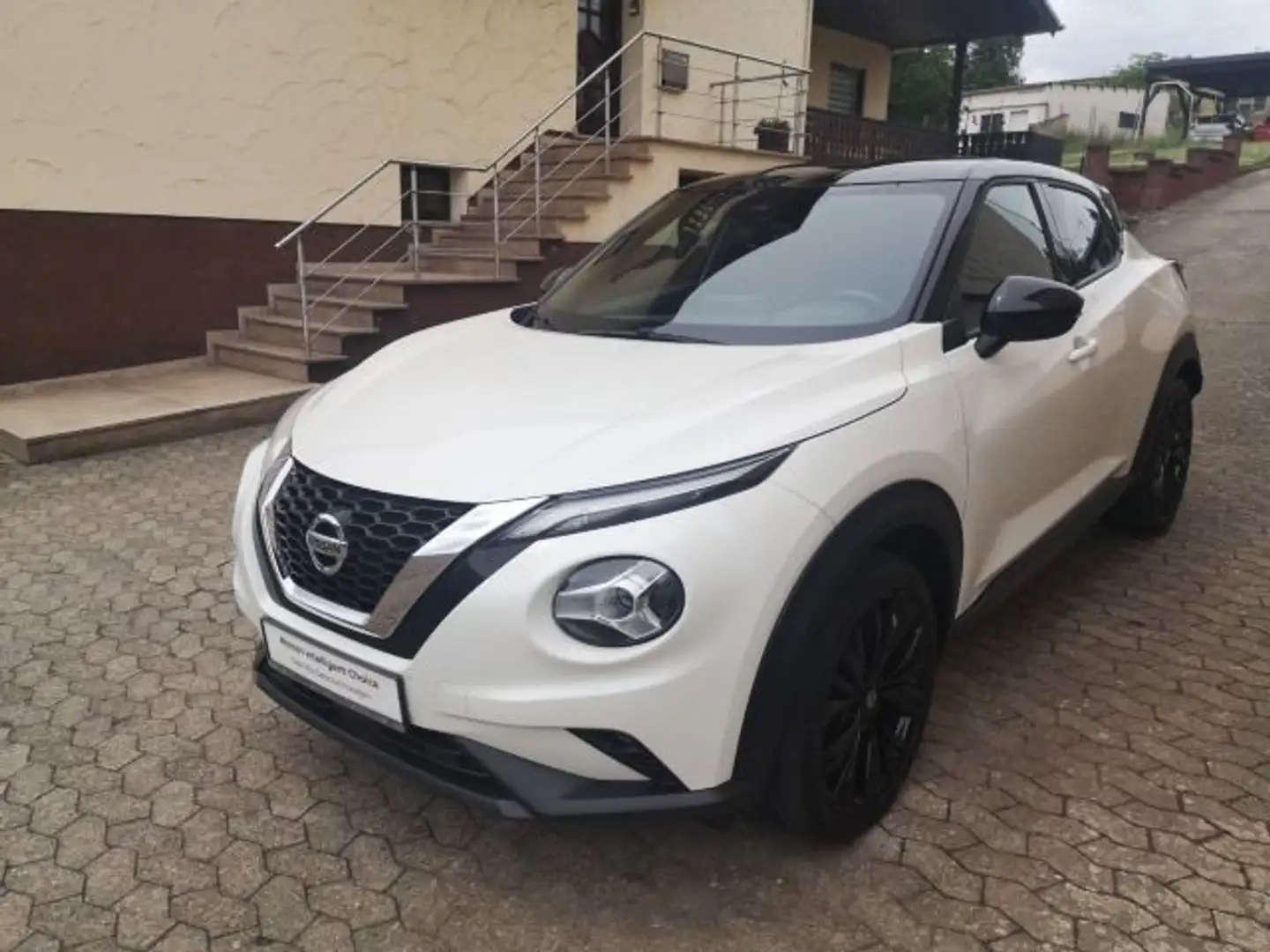Nissan Juke 1.0 DIG-T DCT Enigma Navi Sitzheizung Wit - 2