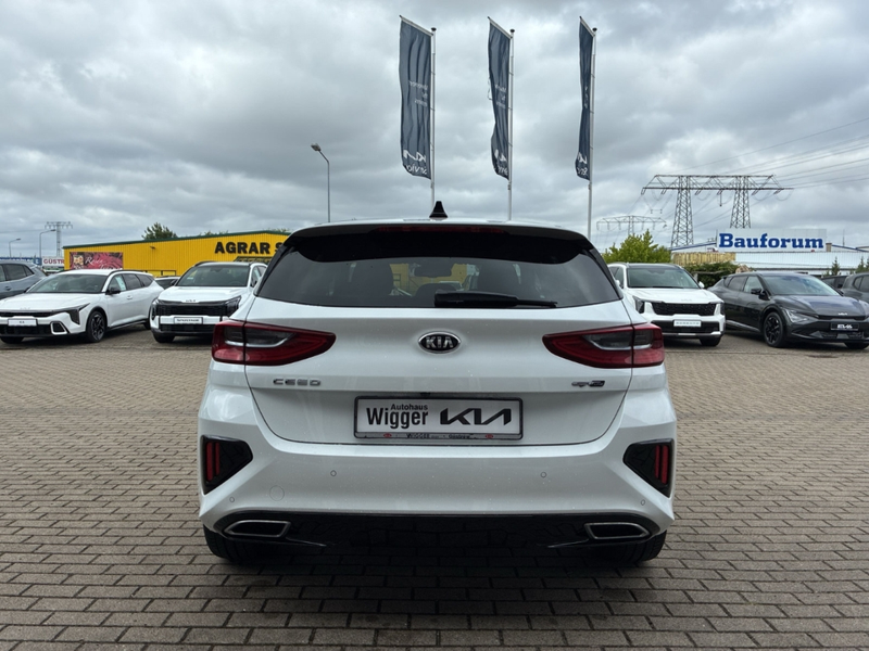 Kia Ceed / cee'd 1.4 T-GDI GT Line Leder/Glasdach/Navigation — photo 14